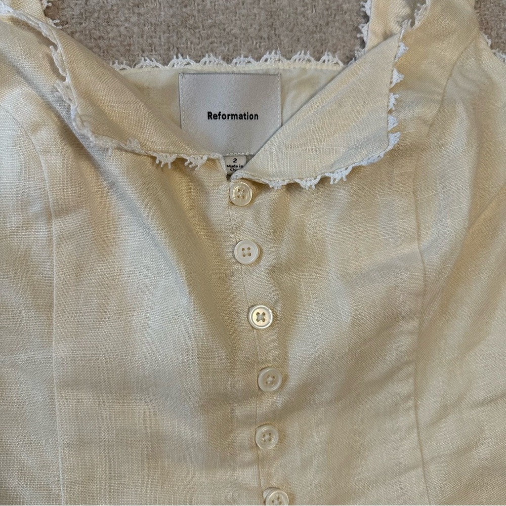 Reformation Viola Linen Top in Sugar - Picture 7 of 11
